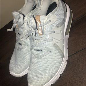 Women’s Nike air max size 8